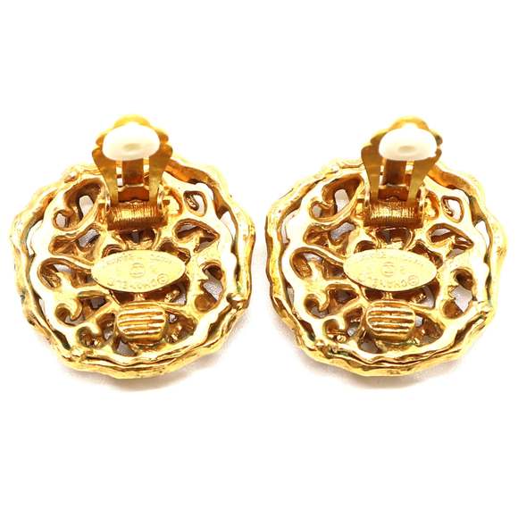Chanel Gold Cutout CC Clip On Earrings - Picture 5 of 12